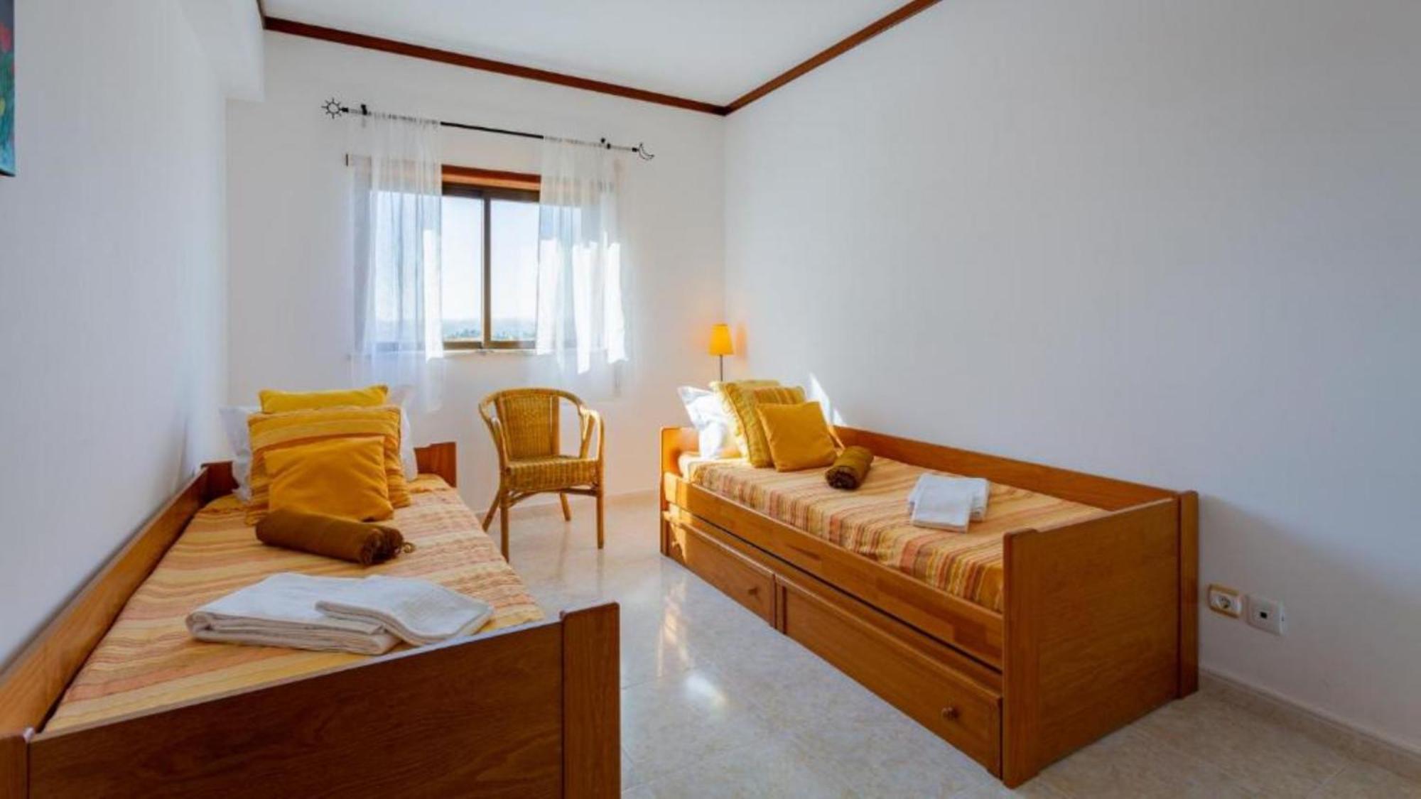 Alvor 2 Bedrooms Balcony Flat Exterior photo